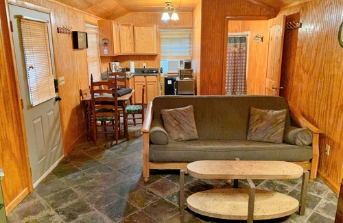 Sparta Cabin | Jewell between Fall Creek Falls, Burgess Falls and Rock Island State Parks