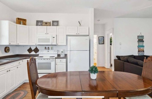 Cherry Valley House | Jewelwing - 55 Butternut