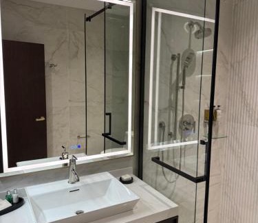 Georgetown Hotel | Jewelz by Kings Hotel