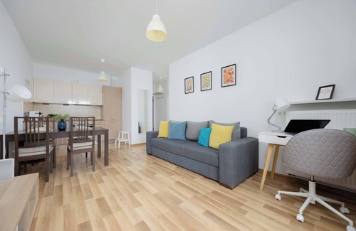Goclaw Apartment | Jeziorańskiego 51 | Bright Apartment | Parking