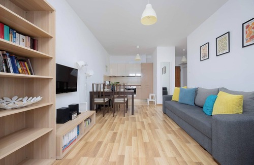 Goclaw Apartment | Jeziorańskiego 51 | Bright Apartment | Parking