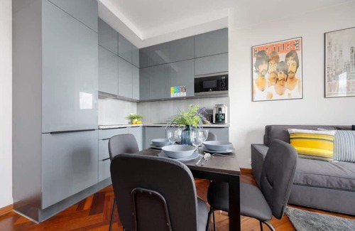 Goclaw Apartment | Jeziorańskiego 51 | Warsaw | Trendy Apartment | Parking