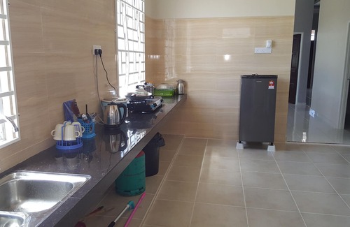 Kampung Bukit Tok Beng House | JF Wadi Sofea Homestay