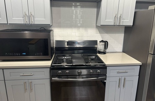 Queens Apartment | JFK & VRBO