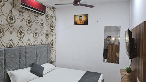 Jhansi Hotel | Jhansi Castle Inn