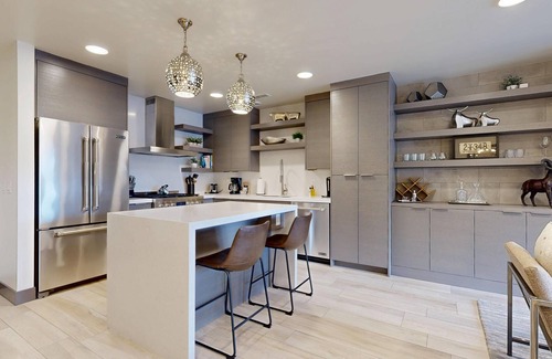 Jackson Condo | JHRL - Peak Retreat in Downtown Jackson