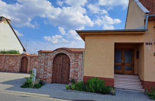 Vracov Apartment | Jiřinka
