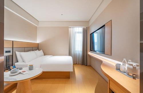 Xuanwu Hotel | JI Hotel Beijing West Railway Station