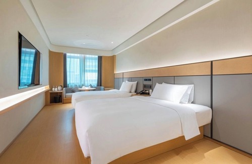 Guanshanhu District Hotel | Ji Hotel-pen shui chi