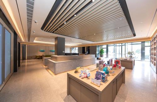 Minhang Hotel | JI Hotel Shanghai Caohejing Caobao Road