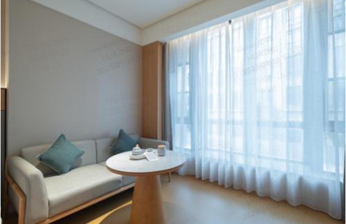 Pudong Hotel | JI Shanghai International Tourism Liufeng Highway Hotel