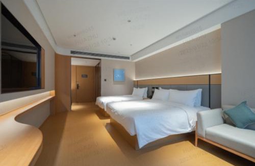 Pudong Hotel | JI Shanghai International Tourism Liufeng Highway Hotel
