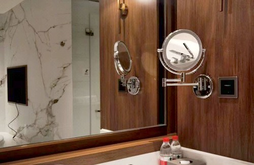 Pengjiang Hotel | jiangmenxinhuihuajijiudian