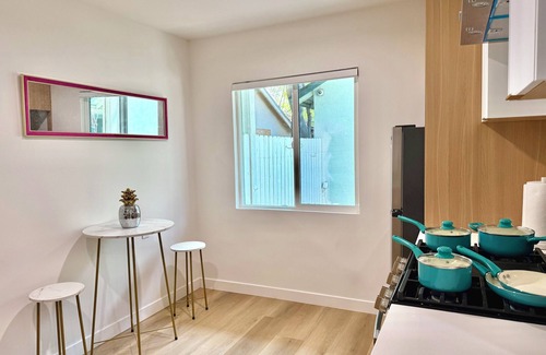 Pasadena Apartment | Jie choice- New! 2b1b Vista Haven Pasadena