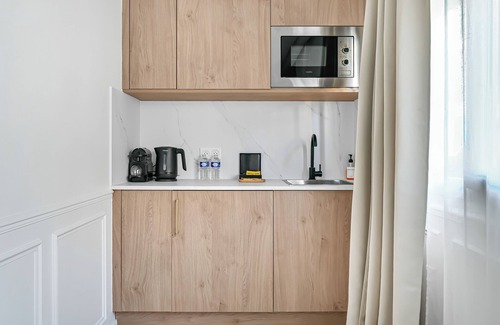 Combs-la-Ville Apartment | JIJI Suites