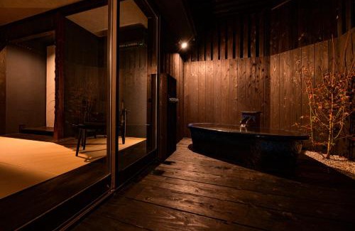 Tsubaki Onsen House | Jikukan SEN