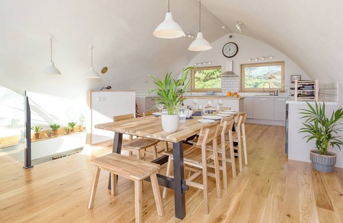 Salen Cottage | Jill Strawbale House- UKC2935
