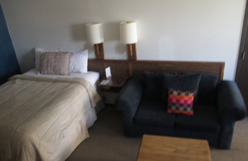 Tonopah Hotel | Jim Butler Inn & Suites