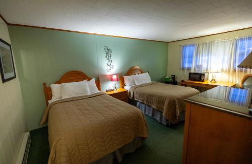 Windham Hotel | Jimmy OConnor's Windham Mtn Inn