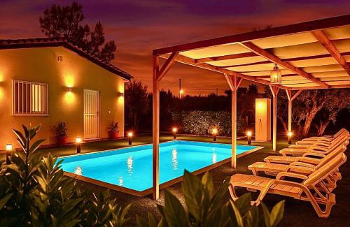 Theologos House | Jimmy's Pool House