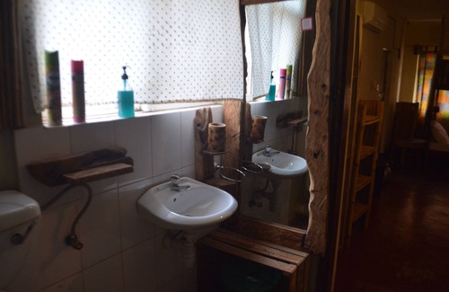 Jinja Hotel | Jinja Backpackers