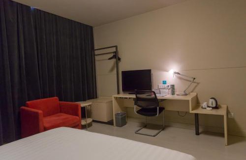Fengtai Hotel | Jinjiang Inn Beijing East Lianshi Road