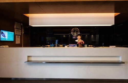 Shuangqiao District Hotel | Jinjiang Inn Chengde Railway Station