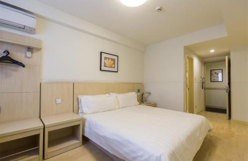 Xihu Hotel | Jinjiang Inn - Nanchang Chuanshan Road