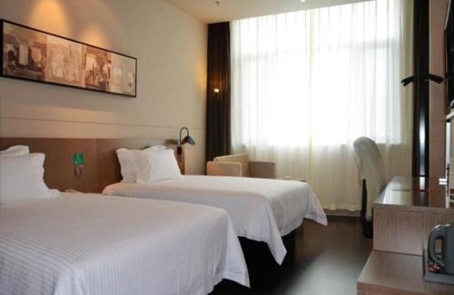 Baoding Hotel | Jinjiang Inn Select Baoding Baiyangdian