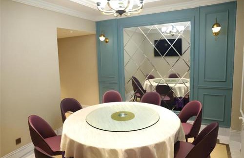Harbin City Center Hotel | Jinjiang Inn Select Harbin Zhongyang Street Pedestrian Street Airport Bus Station