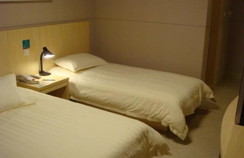 Changning Hotel | Jinjiang Inn - Shanghai Changning