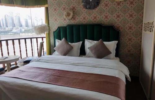 Yuzhong Apartment | Jinxin Riverview B&B