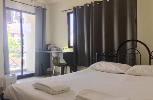 Lak Hok Apartment | Jirasin Apartment