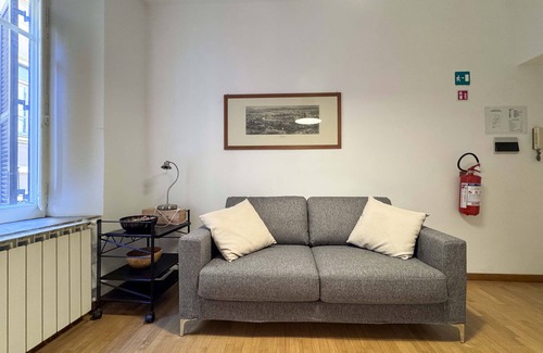 Rione XIV Borgo Apartment | JJHIT - San Pietro First Suite