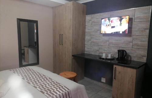 Polokwane House | JM Gardens Guest House