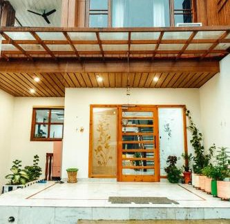 Jwalamukhi House | JM Luxury Homestays