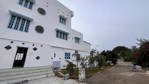 Malur House | JNS Farms A Farmstay for Large Families or Groups of 15 plus