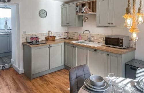 Buckie House | Jock Mcmuffin Cottage