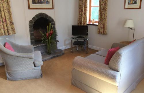 Kincraigie Apartment | Jock Scott Cottage