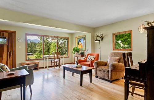 Arlee House | Jocko River Farmhouse - A Nature Lovers Dream
