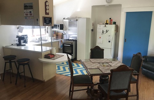Tallarook Cabin | Jocks Cabin country getaway (Pet friendly)
