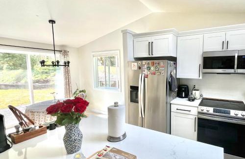 Inglewood-Finn Hill House | Joe and Flor's Home
