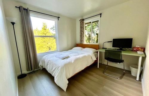 Inglewood-Finn Hill House | Joe and Flor's Home