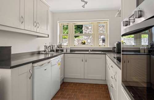 Shanagarry House | Joe's Corner House Shanagarry,close-by Ballymaloe Cookery School &House.Sleeps4