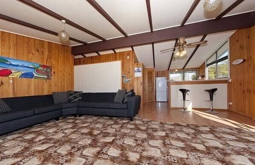 Cooks Beach Cottage | Joes Place - Cooks Beach Holiday Home