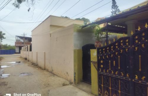 Tiruchendur House | Johan home stay AC
