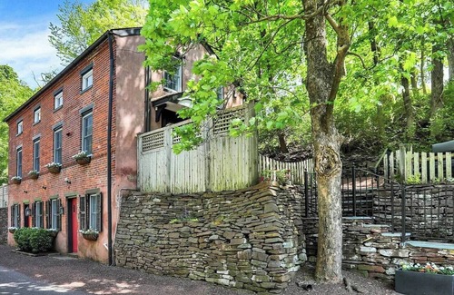New Hope House | John Quigley House Downtown New Hope