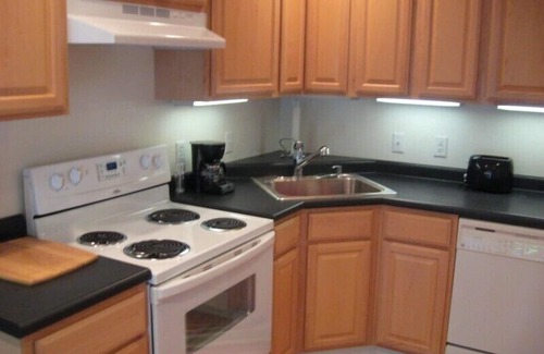Lake Michigan Beach House | John's Beachside Cottage - Short Walk To Terrific Lake Michigan Beach