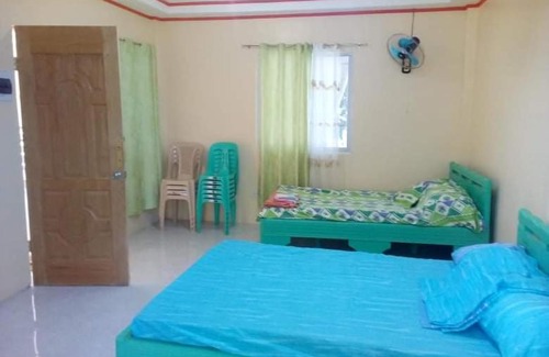 Barbaza Apartment | Johnny's Inn