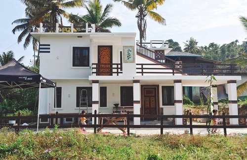 Sulthan Bathery House | Johns villa
